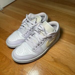 Nike Jordan 1 Low